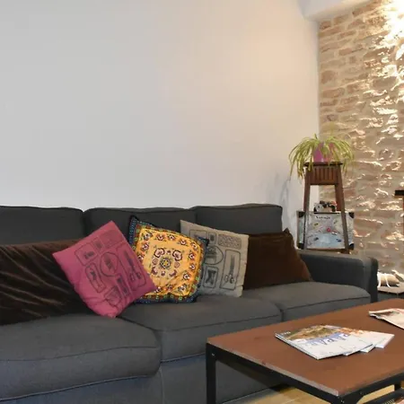 Large 1 Bedroom Near Montparnasse